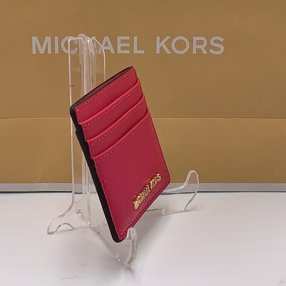 MICHAEL KORS
Large Pebbled Leather Card Holder Case
Electric Pink
NWT - Picture 10 of 14